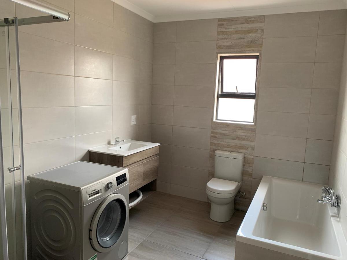 Elephant House, 2 Bedroom House, Next To Pilanesberg And Sun City Mogwase Luaran gambar
